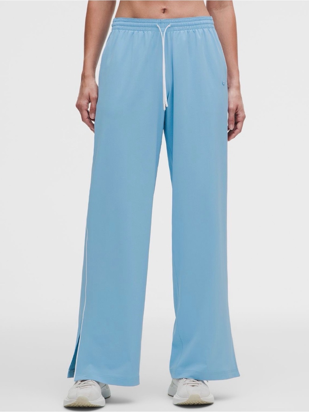 NWT Lululemon Athletica Sky Light Blue Wide-Leg Drawstring Pants